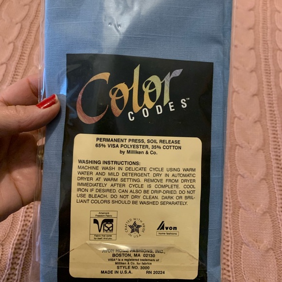 New Set Of 4 Color Codes Cloth NAPKINS Blue Permanent Press, Soil Release - Picture 3 of 6